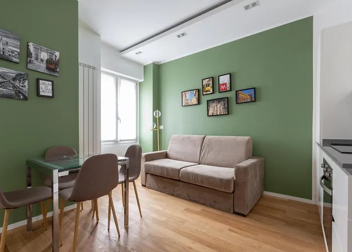 Corso Sempione Modern Flat